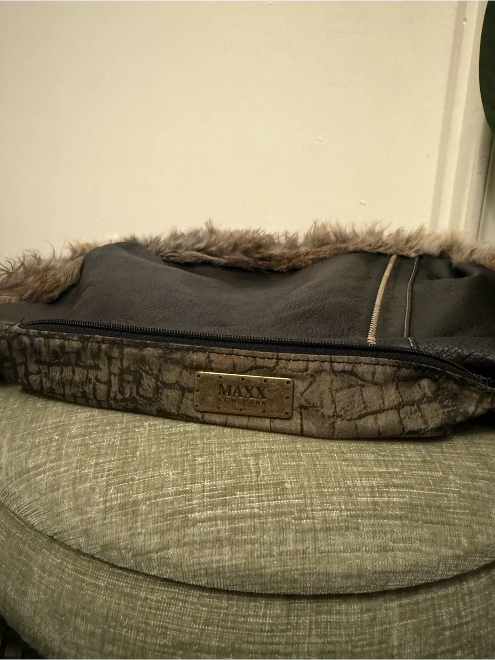 Vintage Maxx New York Black Leather Faux Fur Trim Hobo Shoulder Bag Y2K